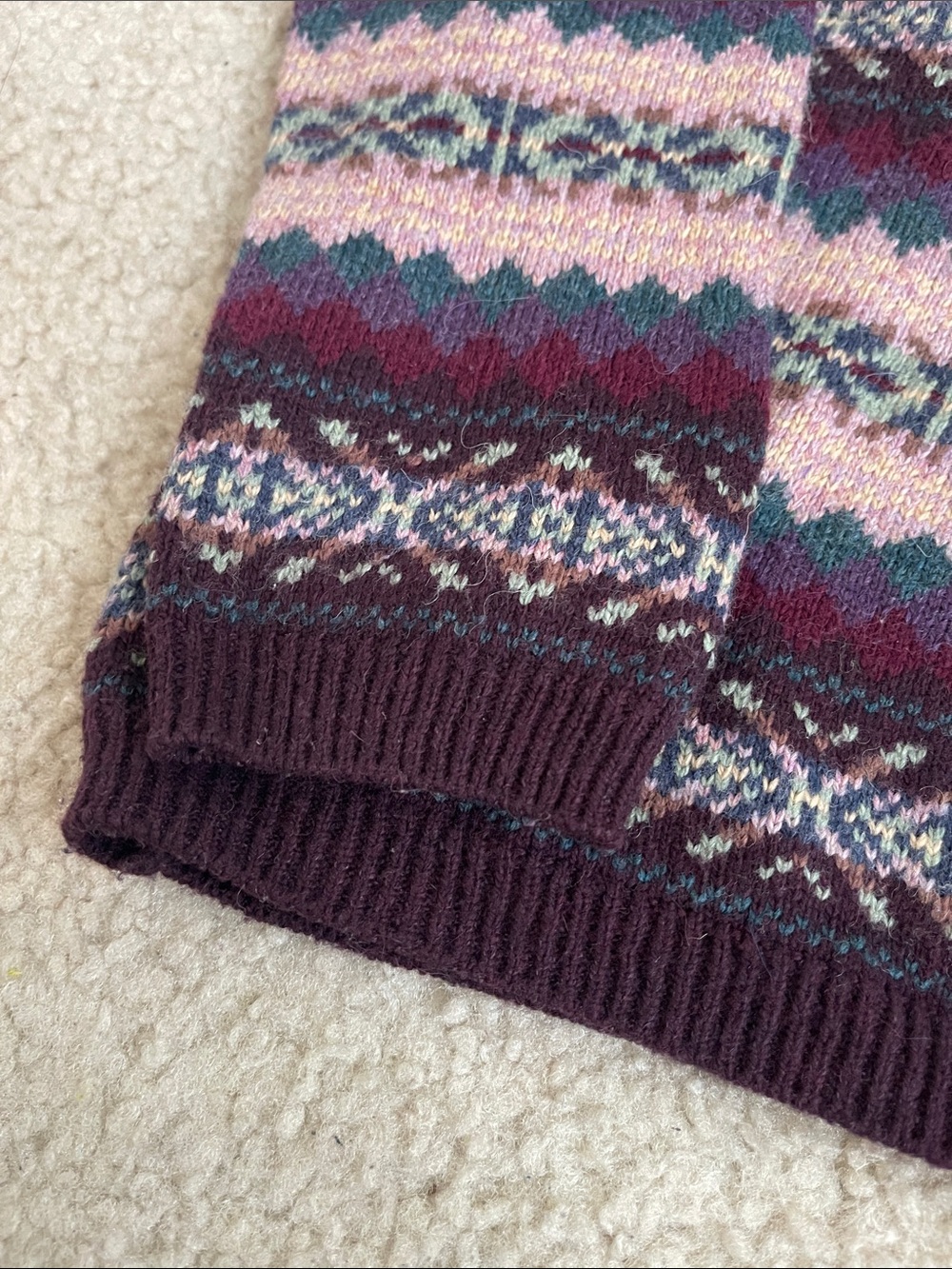 H&M Multicolor Patterned Knit Sweater Size small - Picture 4 of 7